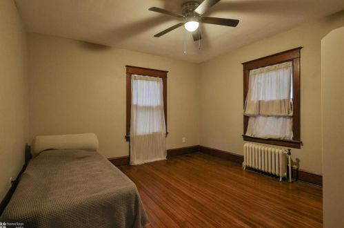 1828 Washington Blvd, Easton PA  18042-4633 exterior