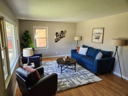 4265 94, Milwaukee WI 53222-1517 exterior