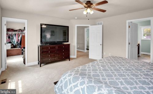 7 Dogwood Ter, Siddonsburg PA  17019-8733 exterior