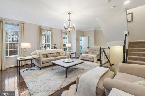 4318 Wisley Turn, Woodbridge VA  22192-7822 exterior