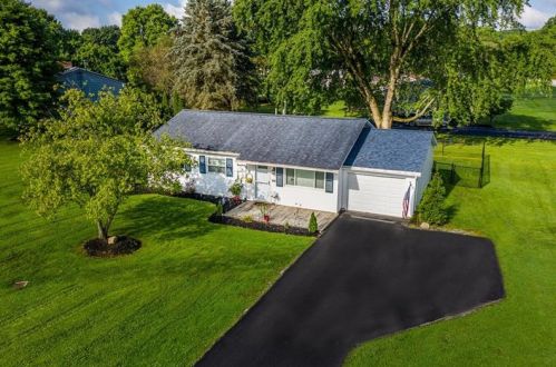 1800 Park Ln, Greenville PA  16125-8824 exterior