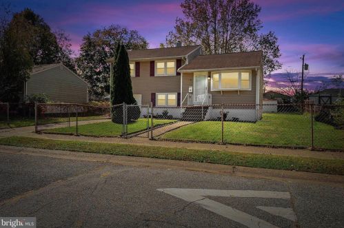 14 Briarcliff Dr, New Castle, DE 19720-1304