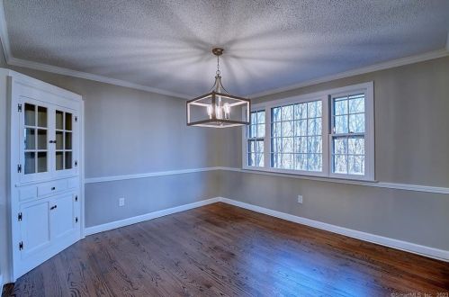 50 Bette Dr, Manchester CT  06040-6814 exterior