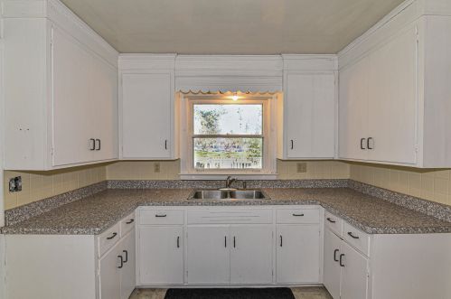 117 River St, Waterford WI  53185-4149 exterior
