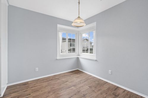 23 Outlook Cir, Pacifica CA  94044-2146 exterior