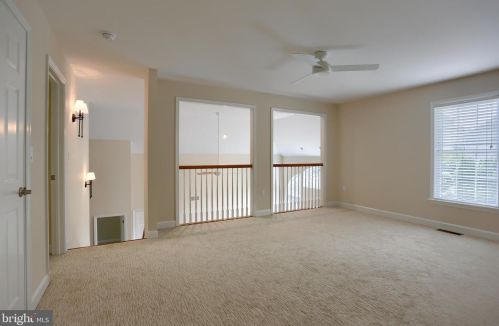 885 Crooked Stick Dr, Navy Sup Dpt PA  17050-2298 exterior