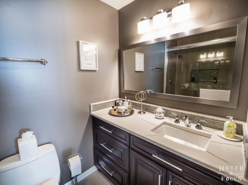 1730 Cottage Dr, Lake Geneva WI  53147-4851 exterior