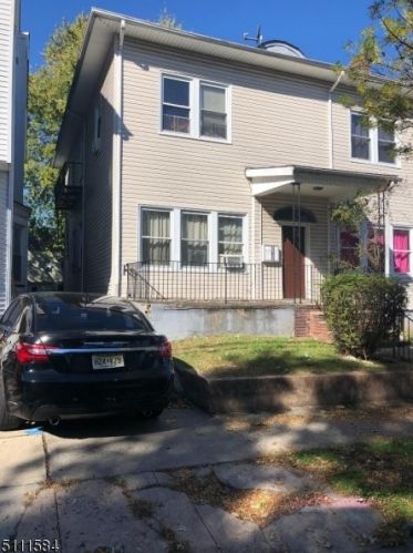 684 25th St, Paterson, NJ 07504-1906