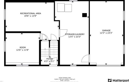 13 Larchmont Dr, Coventry RI exterior