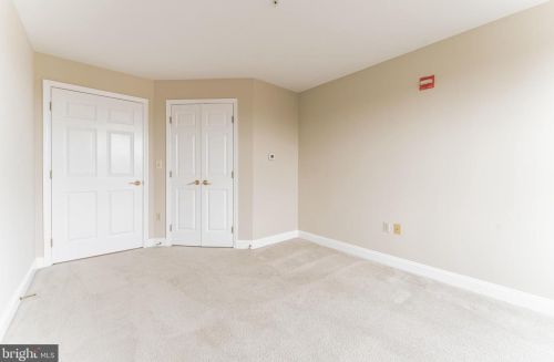 2332 Windrow Dr, Princeton NJ  08540-5019 exterior