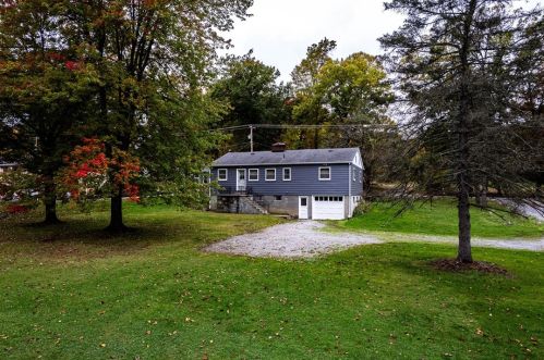 366 Dutch Ln, Hermitage PA  16148-2738 exterior