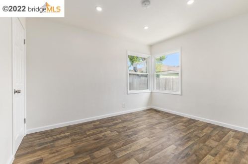 14950 Lark St, San Leandro CA  94578-1846 exterior