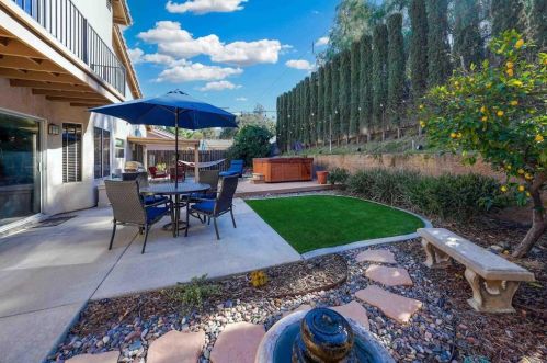 1891 Tavern Ct, Alpine CA  91901-3747 exterior