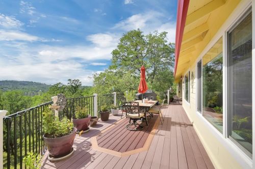 18883 Hummingbird Dr, Lake Wildwood CA  95946-9694 exterior