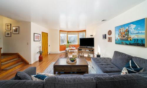 218 Shippen St, Union City, NJ 07086-5643