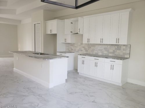 2506 37 St, Lehigh Acres FL exterior