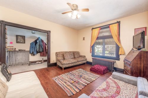 707 17th Ave, Whitaker PA  15120-2031 exterior