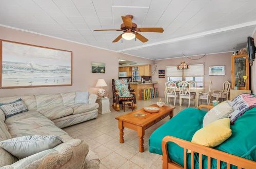 4995 Curlew Dr, Saint James City FL  33956-2826 exterior