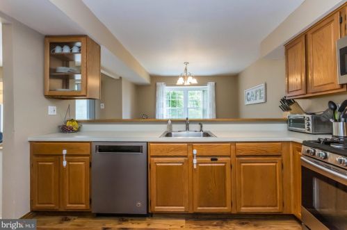 464 Sterling Ct, Southampton PA  18966-2776 exterior