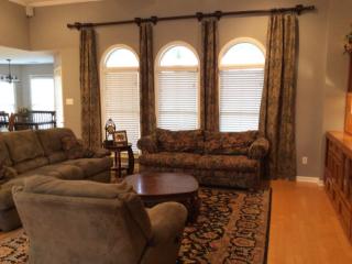 7083 Gunlock Dr, Millington, TN 38053-3990