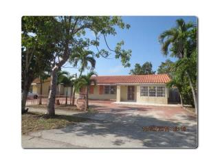 530 72nd Ct, Miami, FL 33144-2735