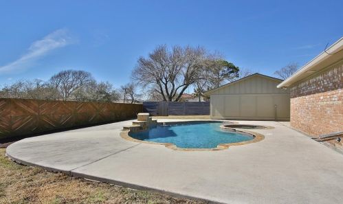 2545 19 Ave, Texas City TX  77590-4903 exterior