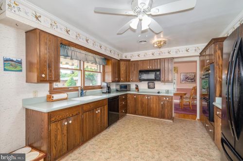 3153 Engle Molers Rd, Harpers Ferry WV  25425-5365 exterior