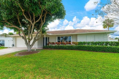 9985 Dahlia Ave, West Palm Beach, FL 33410-5656