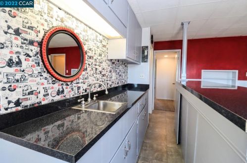 18351 Via Jose, San Lorenzo CA  94580-3063 exterior