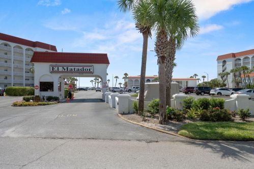 909 Santa Rosa Blvd, Fort Walton Beach FL  32548-5946 exterior