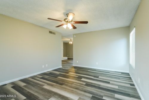 2636 Cactus Rd, Phoenix AZ  85032-7043 exterior