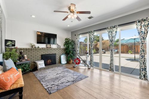 7791 Santa Barbara Dr, Gilroy CA  95020-5322 exterior