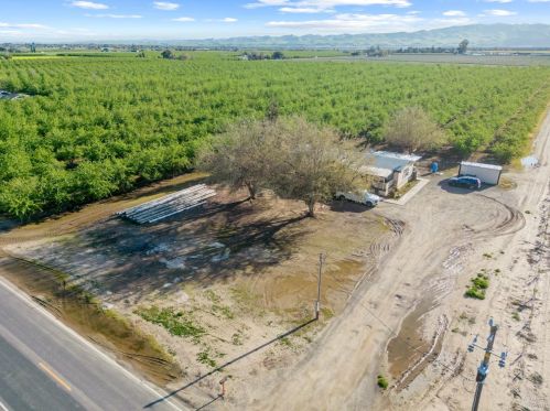 13241 Sycamore Ave, Grayson CA  95363-9629 exterior
