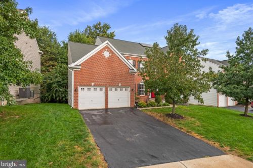 35526 Sarasota St, Round Hill, VA 20141-4447