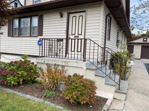 425 Dunham Ave, Mount Vernon, NY 10553-2005