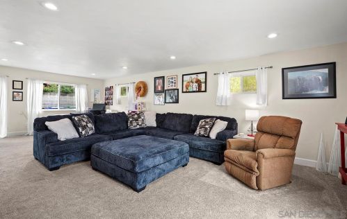 2322 Finch Ln, San Diego CA  92123-3715 exterior