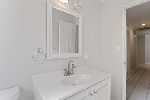2321 Jeanine Dr, Modesto CA  95355-4064 exterior
