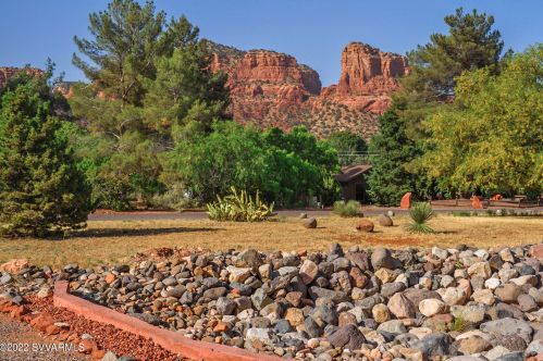 105 Sun Up Ranch Rd, Sedona, AZ 86351-7597