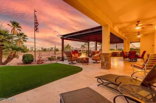 22733 Del Monte Dr, Sun City, AZ 85375-1600