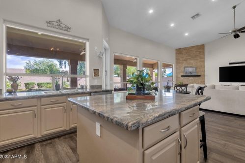 6435 Everett Dr, Scottsdale AZ  85254-2626 exterior