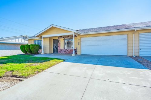 25951 Lancaster Dr, Menifee CA  92586-2305 exterior