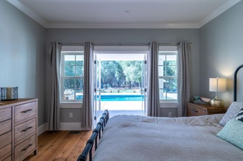 10555 Watsonville Rd, Gilroy CA  95020-9433 exterior