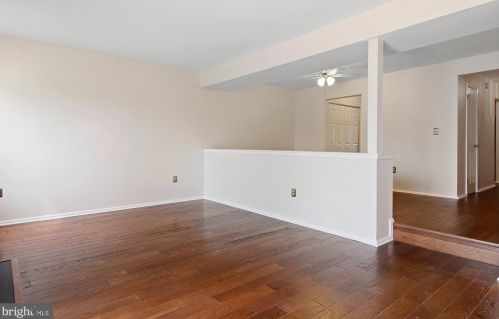 5447 Pond Rd, Harrisburg PA 17111-3765 exterior