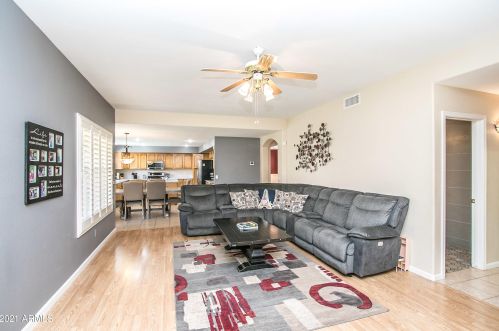 1434 Spur Ave, Gilbert AZ  85296-1946 exterior