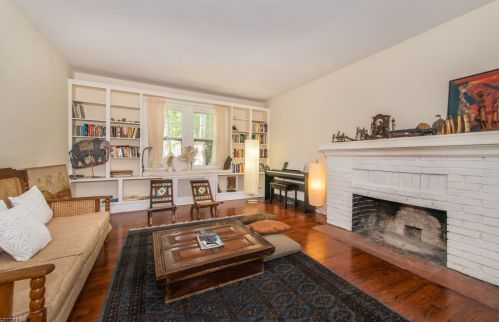 4 Euclid Pl, Montclair NJ  07042-5022 exterior