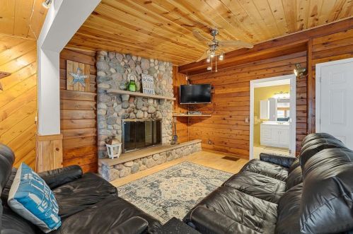 2127 Olmstead St, Friendship WI  53934-9309 exterior
