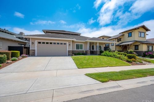660 Avocet Way, Pismo Beach CA  93420-5571 exterior