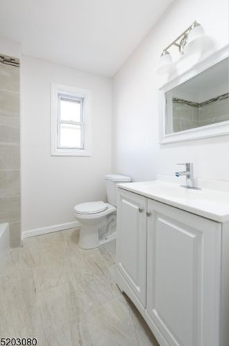 76 25th St, Bayonne NJ  07002-4937 exterior