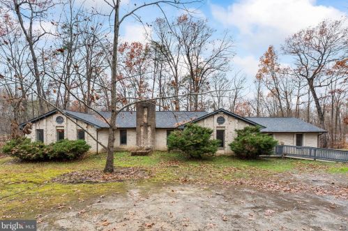 45 Juniper Ln, Fredericksburg, VA 22405-1496