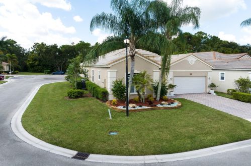 4453 San Andros, West Palm Beach, FL 33411-5500